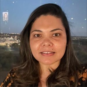 Meet your Posher, Daniela